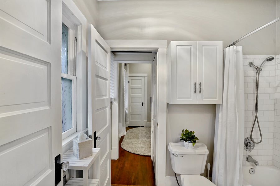 Bathroom access from Bedroom 2.