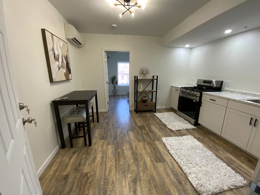 Furnished Finder property 645770_1 photo 1