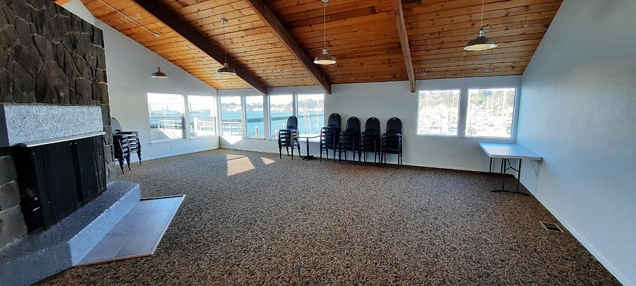 Fireplace Room for rent