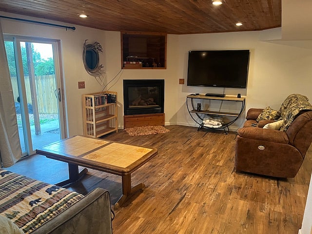 Furnished Finder property 645919_1 photo 9