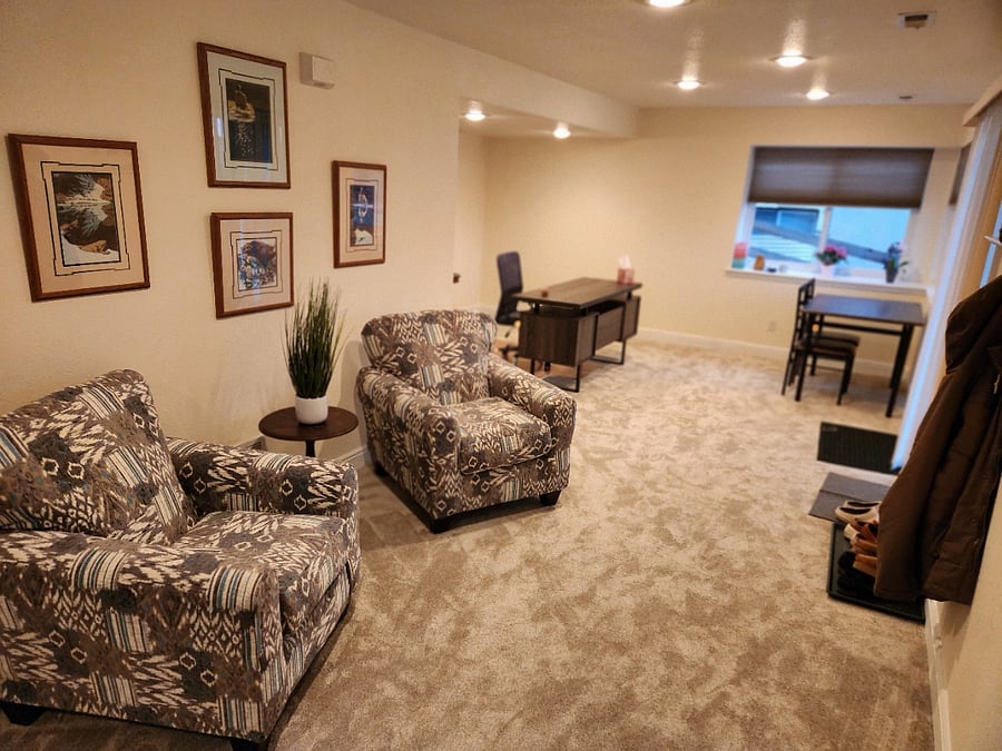 Reading/relaxing area and office space