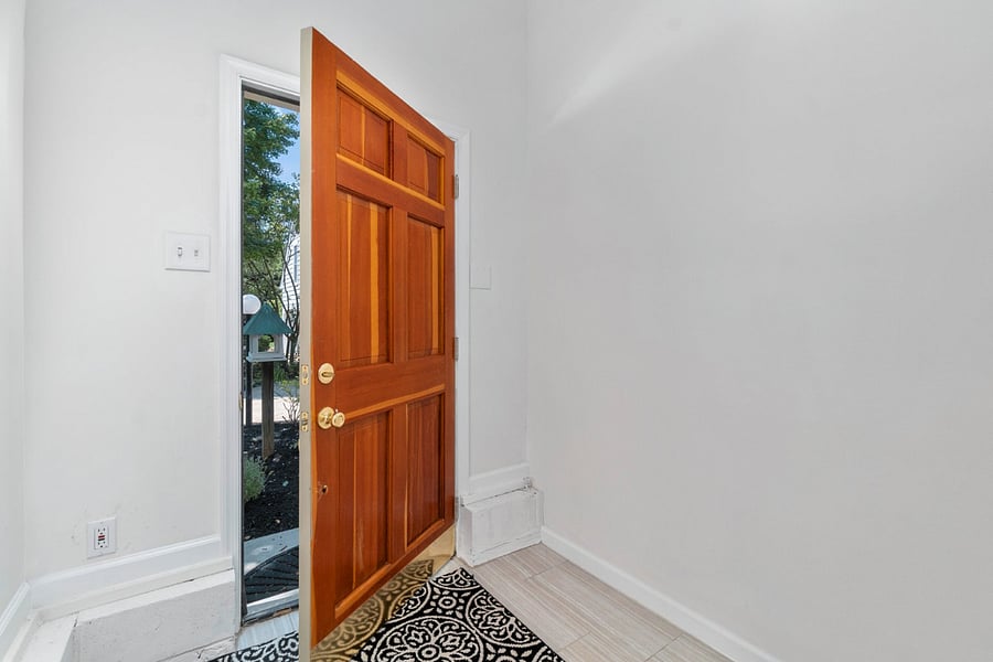 Furnished Finder property 645994_1 photo 3