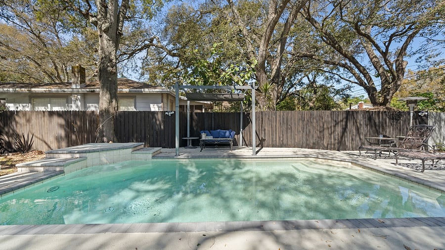 Furnished Finder property 646010_1 photo 28