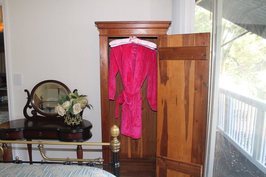 Furnished Finder property 646010_1 photo 19