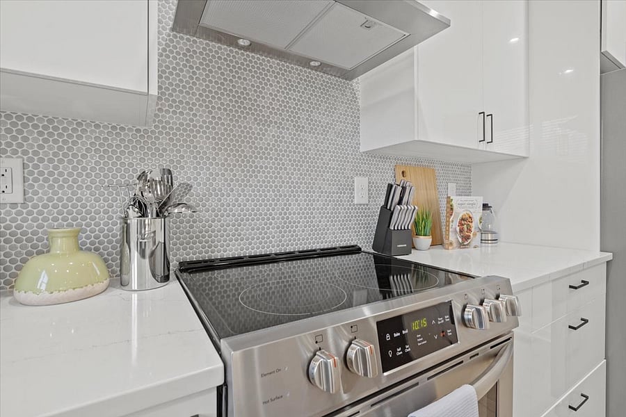 Furnished Finder property 646015_1 photo 6