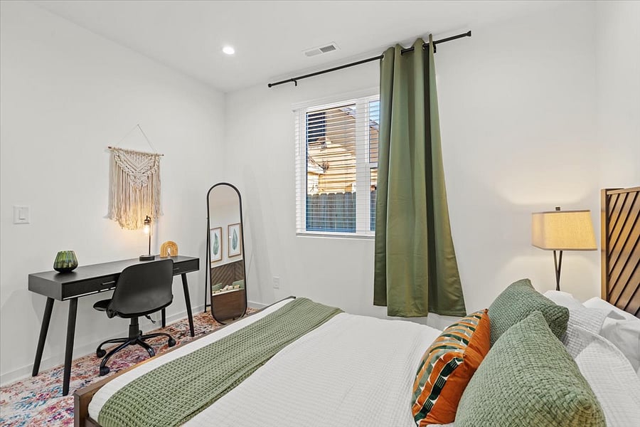 Furnished Finder property 646015_1 photo 18