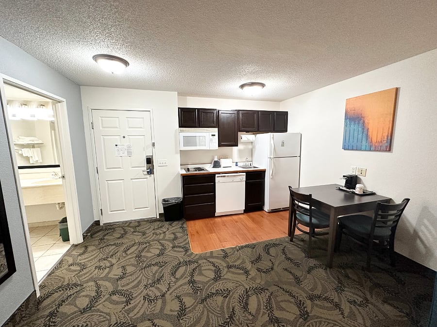 Furnished Finder property 646135_1 photo 30