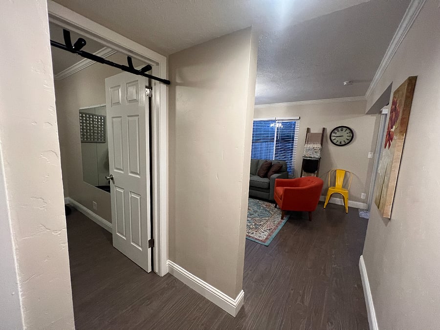 Furnished Finder property 646191_2 photo 35