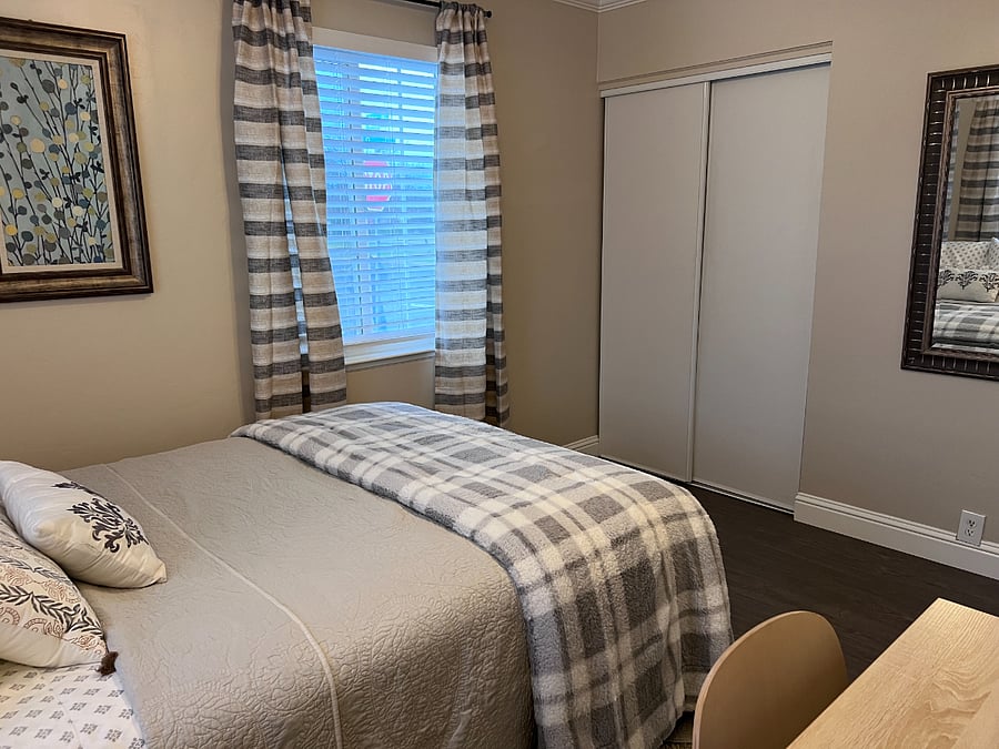 Furnished Finder property 646191_3 photo 6