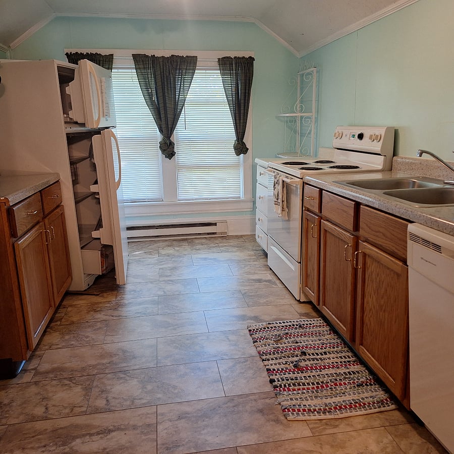 Furnished Finder property 646208_1 photo 4