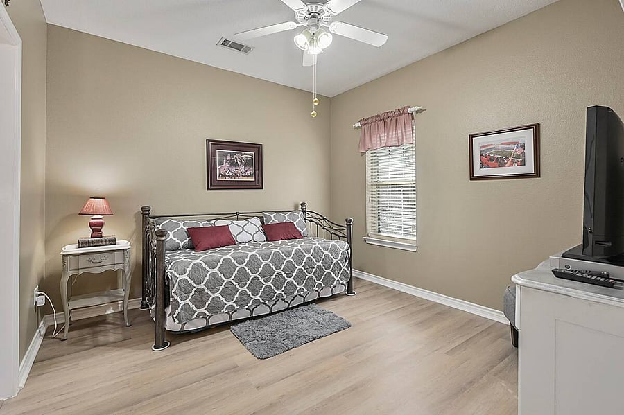 Furnished Finder property 646219_1 photo 8