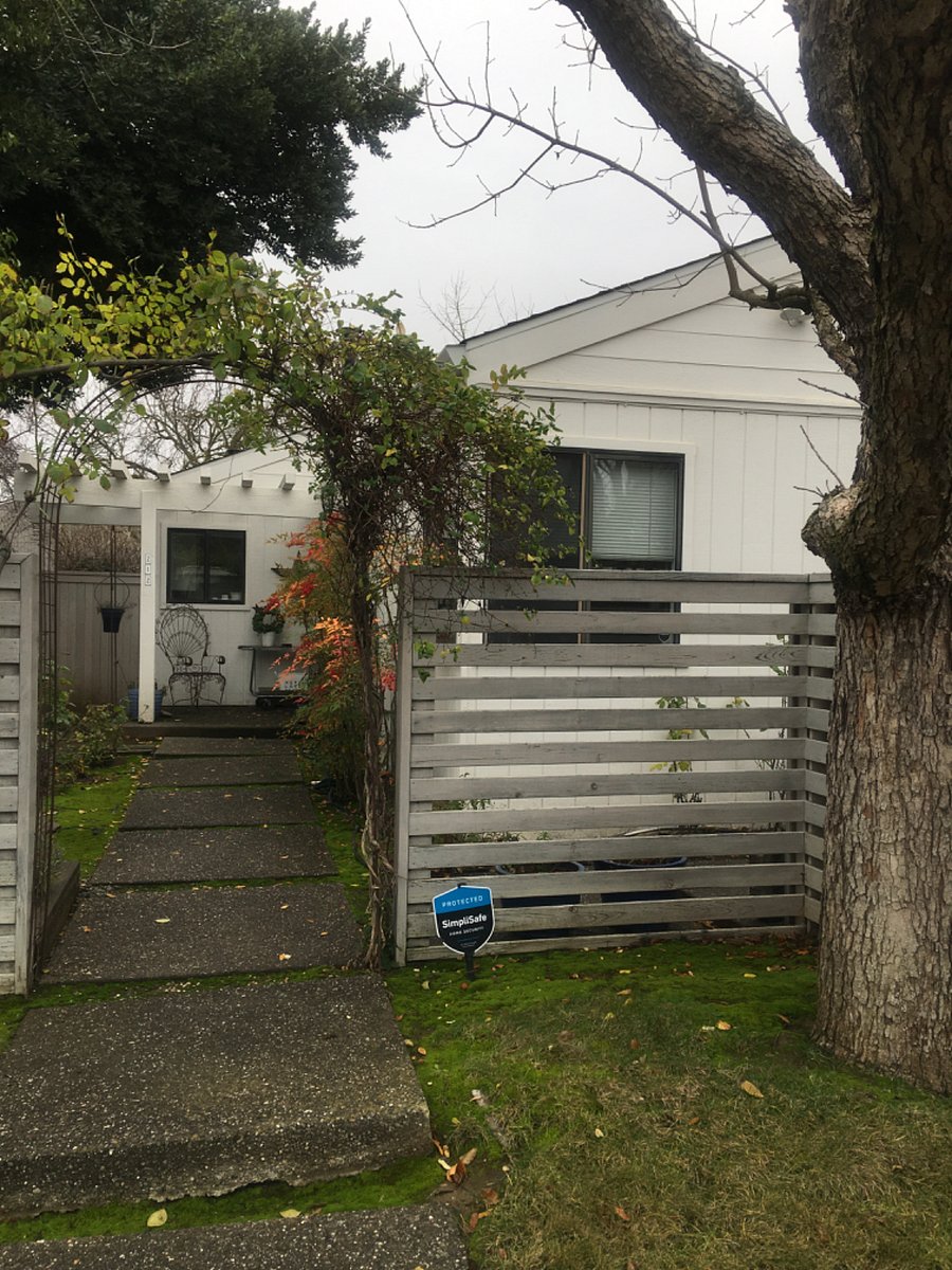 Furnished Finder property 646303_1 photo 11