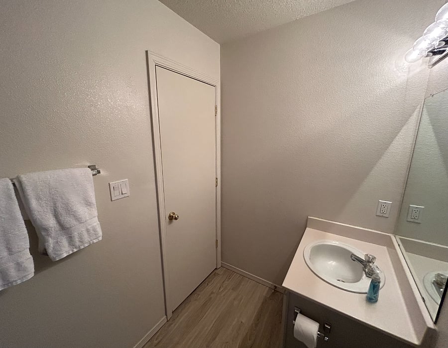 Furnished Finder property 646489_1 photo 22