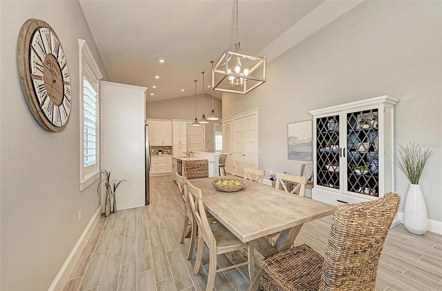 Furnished Finder property 646539_1 photo 3
