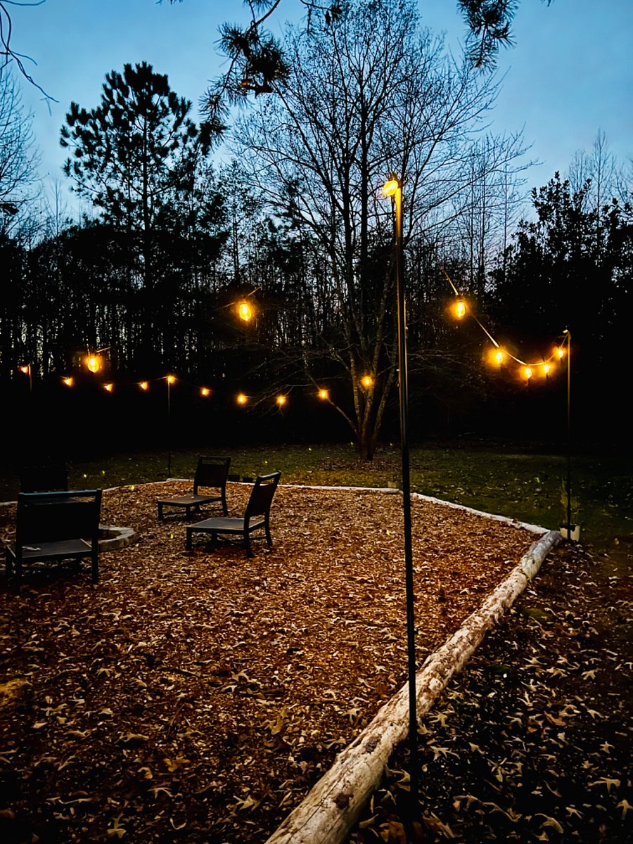 Make memories under the star lit sky by the firepit.