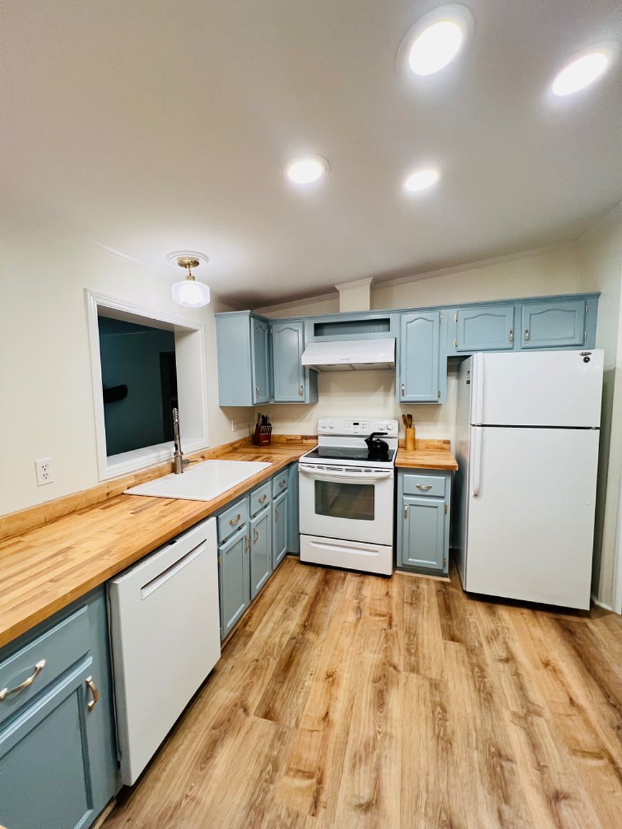 Cozy, stocked kitchen for all your cooking needs.Though