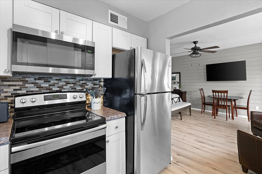 Furnished Finder property 646559_2 photo 7