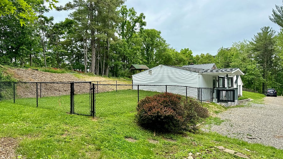 Fenced Yard