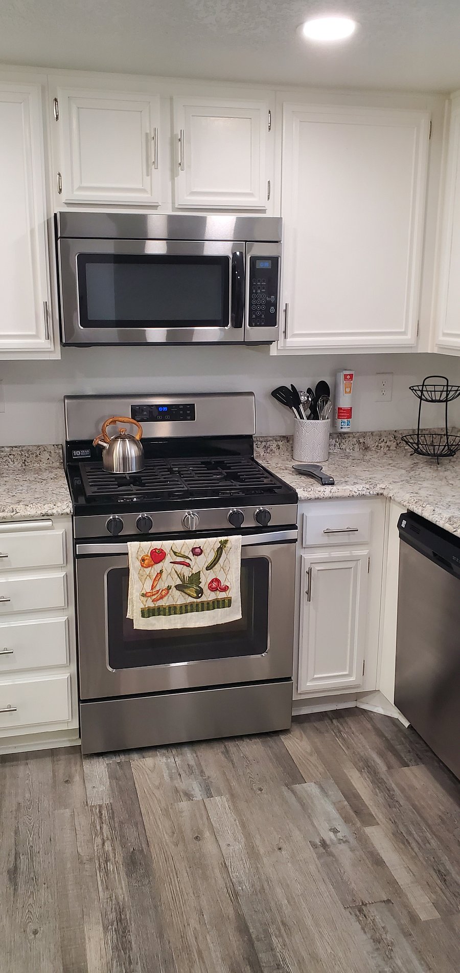 Furnished Finder property 646594_1 photo 11