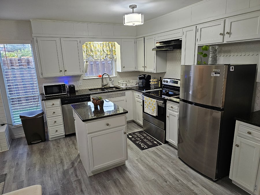 Furnished Finder property 646760_1 photo 4