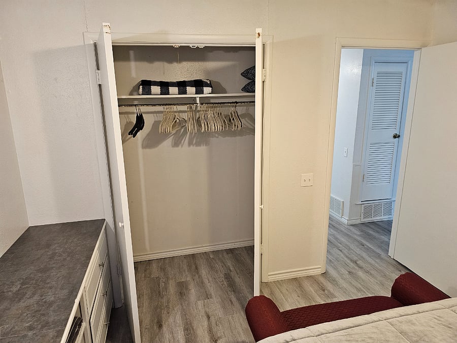Furnished Finder property 646760_1 photo 12