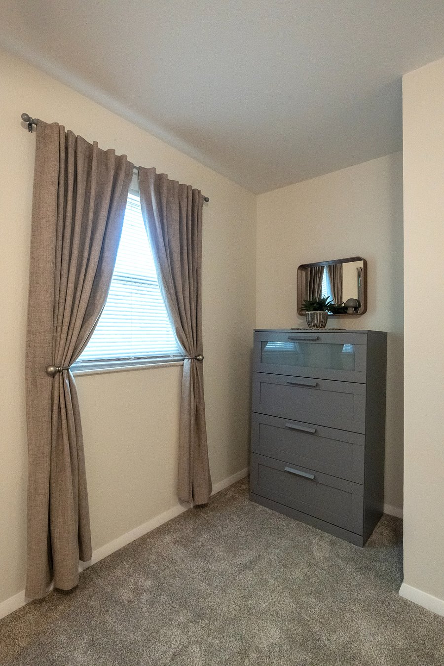Furnished Finder property 647027_2 photo 18