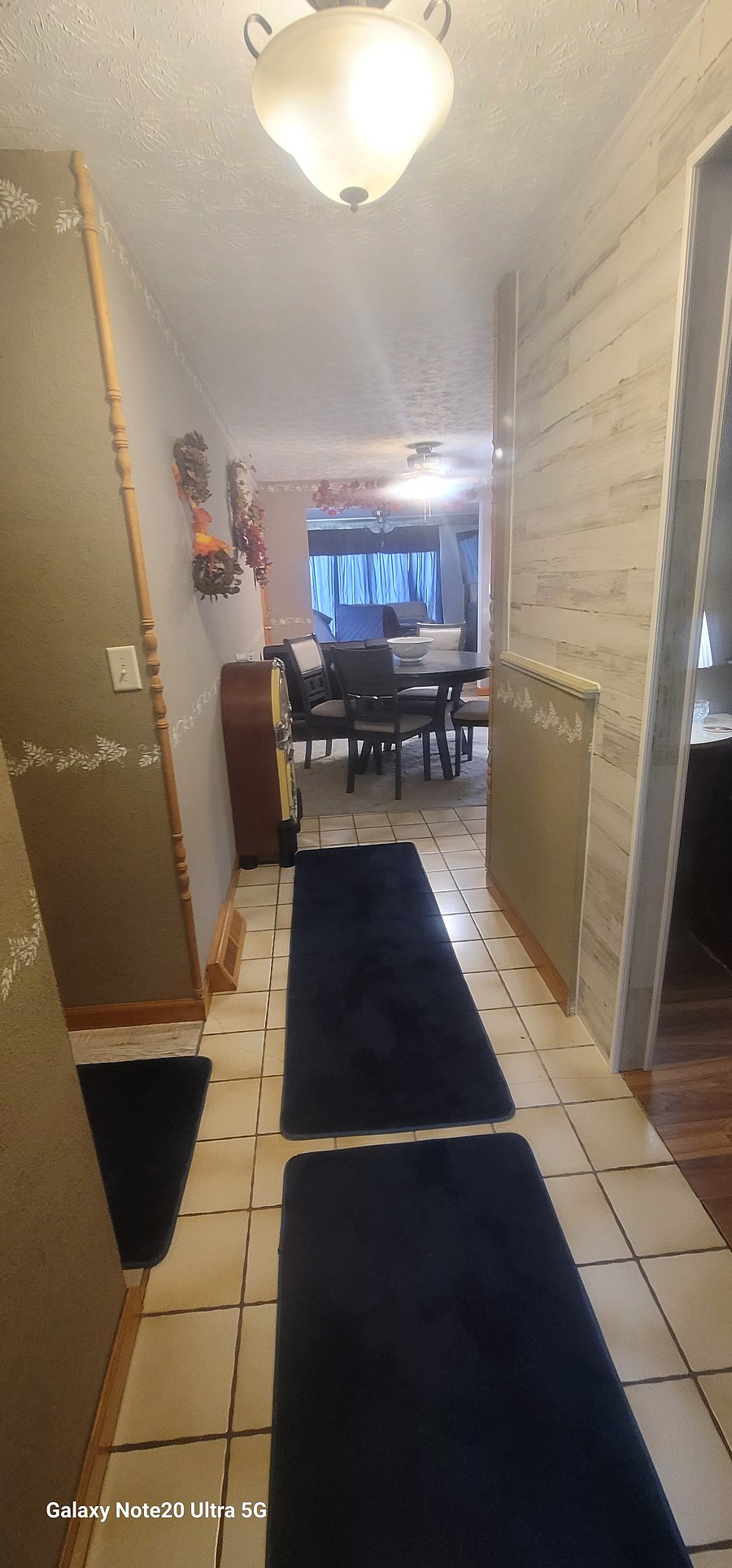 Furnished Finder property 647114_1 photo 17
