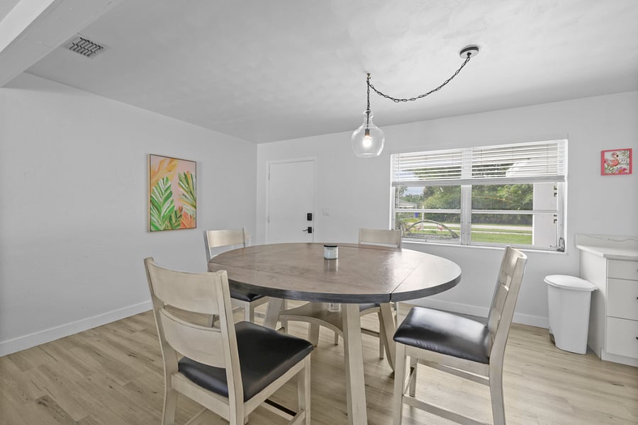 Furnished Finder property 647118_1 photo 22
