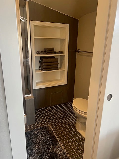 Furnished Finder property 647198_1 photo 9