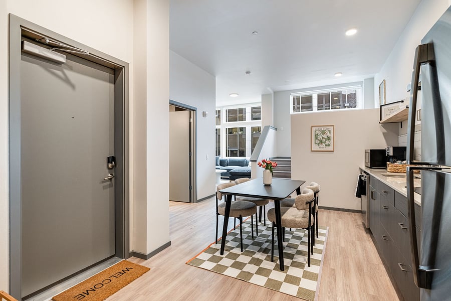 Furnished Finder property 647205_1 photo 28