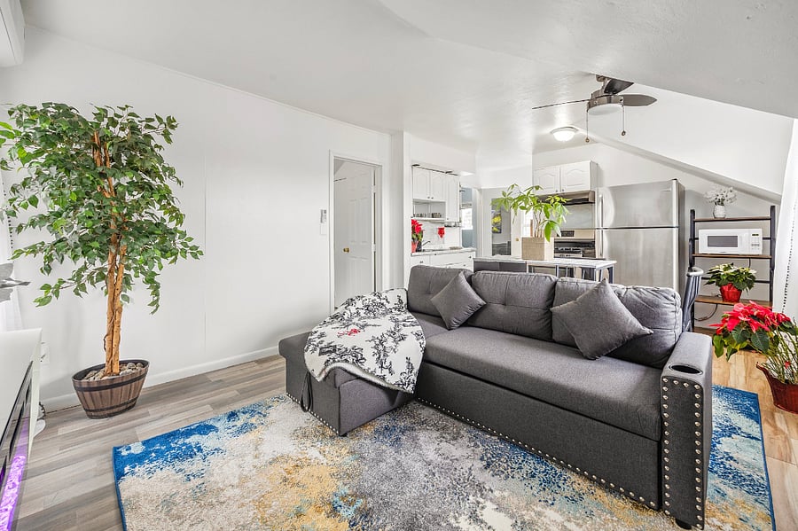 Furnished Finder property 647287_1 photo 1