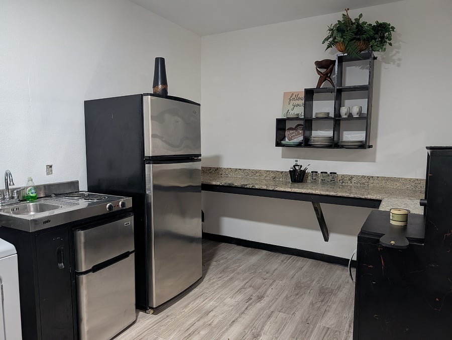 Furnished Finder property 647398_1 photo 4