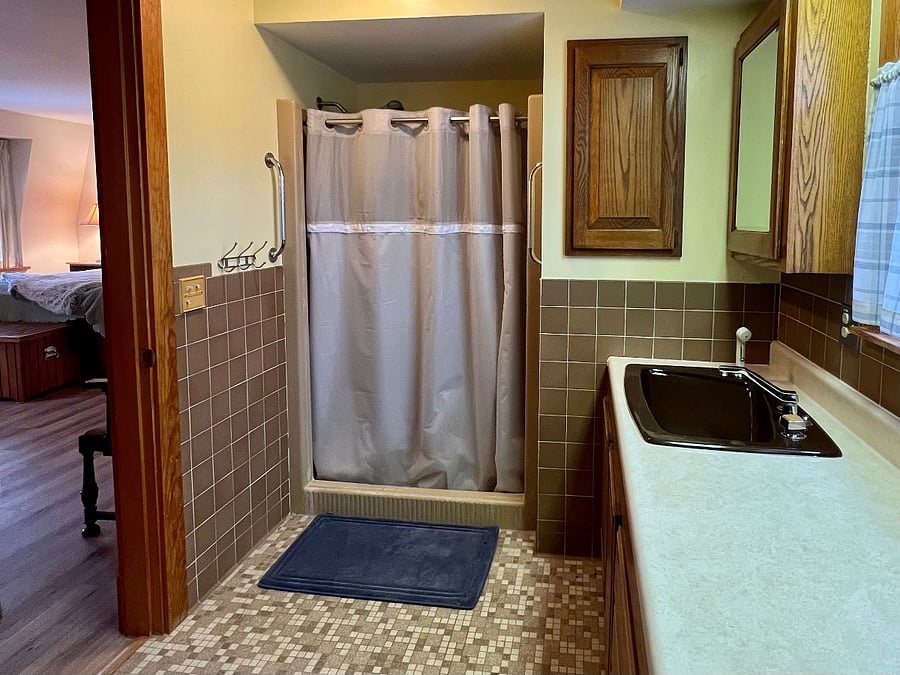 Furnished Finder property 647421_1 photo 12