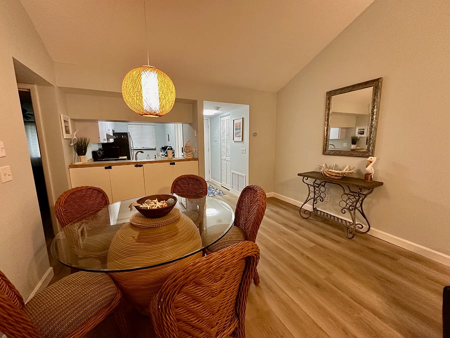 Furnished Finder property 647428_1 photo 6