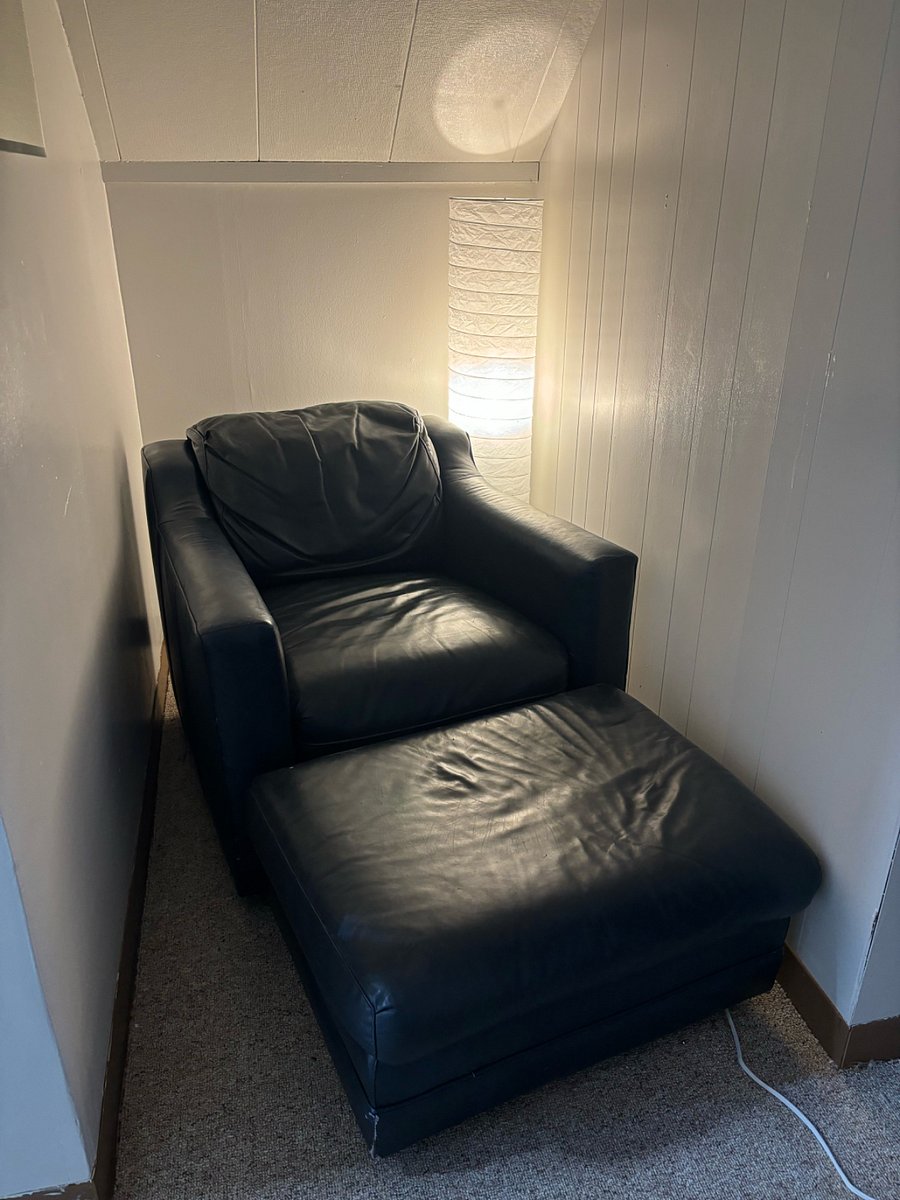 Upstairs: Reading Nook across from closet. (Standing here, closet is behind you).