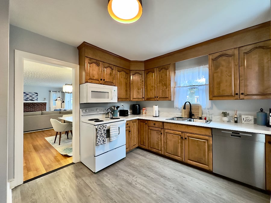 Furnished Finder property 647468_4 photo 7