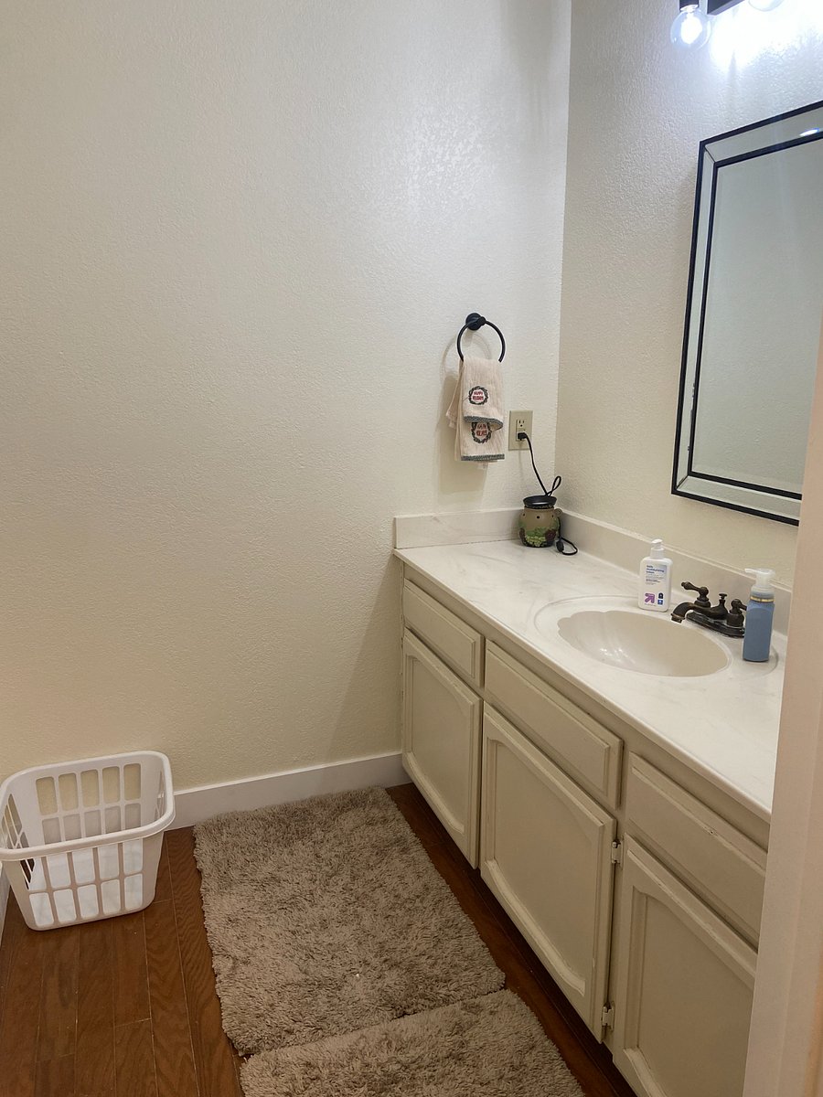 Furnished Finder property 647501_1 photo 3
