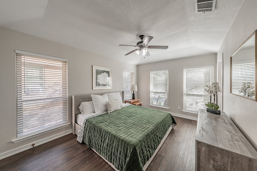 Furnished Finder property 647600_1 photo 8