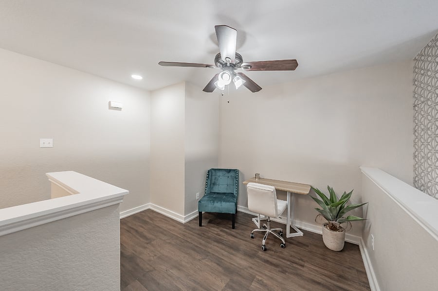 Furnished Finder property 647600_1 photo 22