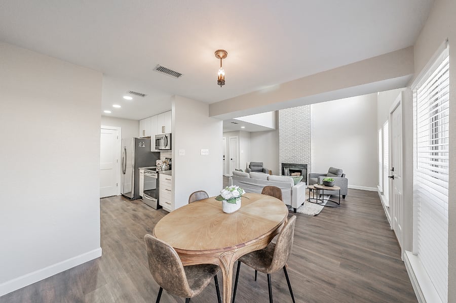 Furnished Finder property 647600_1 photo 25