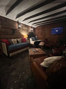 Furnished Finder property 647690_1 photo 3