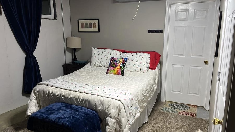 Adjustable queen size bed room darkening curtains, New thermal locking slider windows