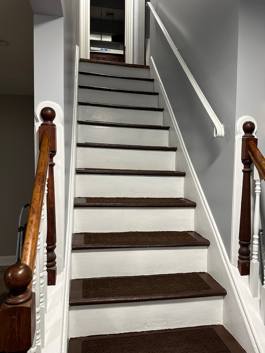Staircase to 2nd floor bedrooms and 2nd bathroom