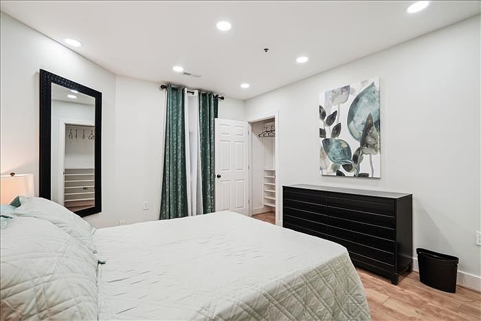 Furnished Finder property 647767_1 photo 12