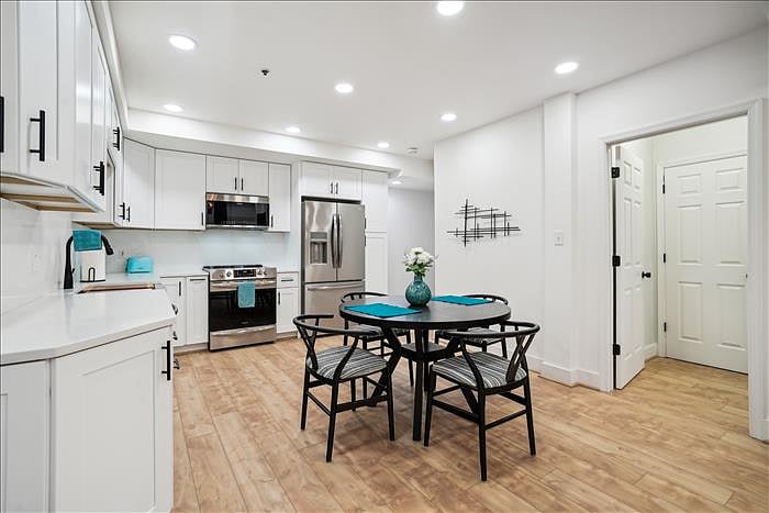 Furnished Finder property 647767_1 photo 7