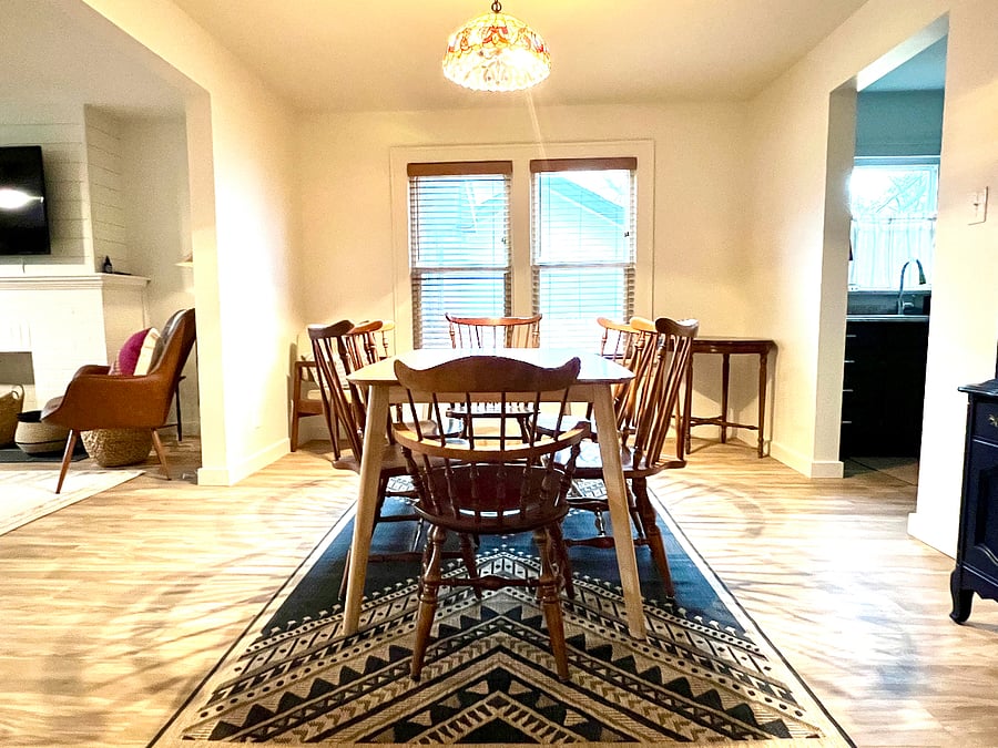 Formal Dining