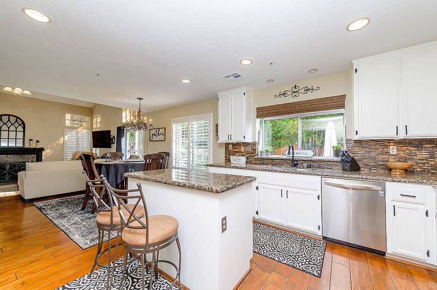 Furnished Finder property 647914_2 photo 5