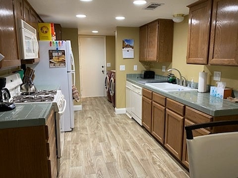 Furnished Finder property 647915_1 photo 4