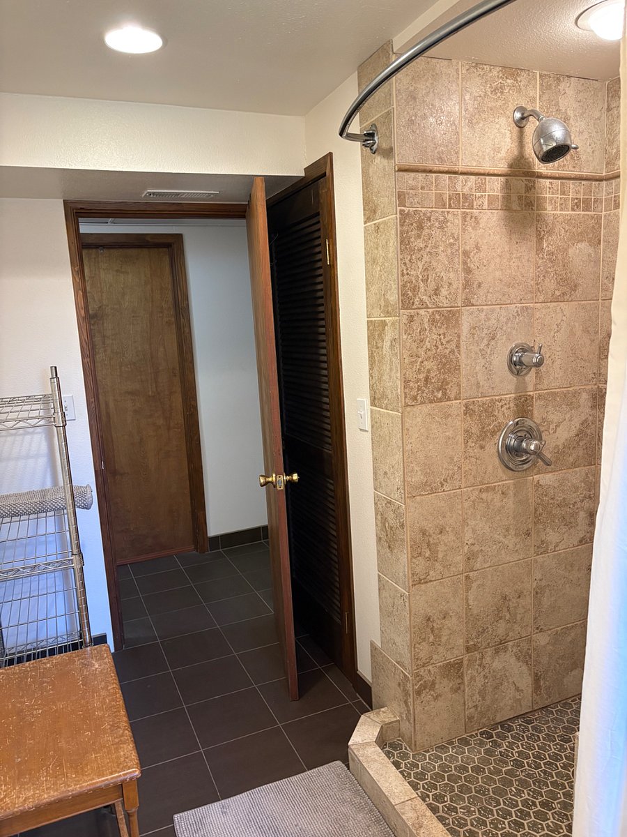 Furnished Finder property 647918_1 photo 8