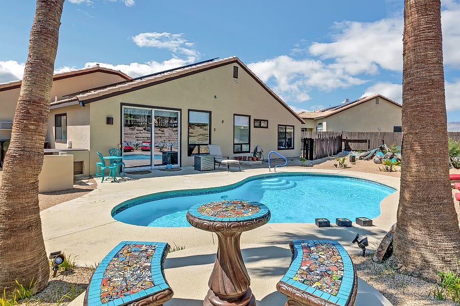 Backyard in style with our outdoor BBQ and outdoor firepit